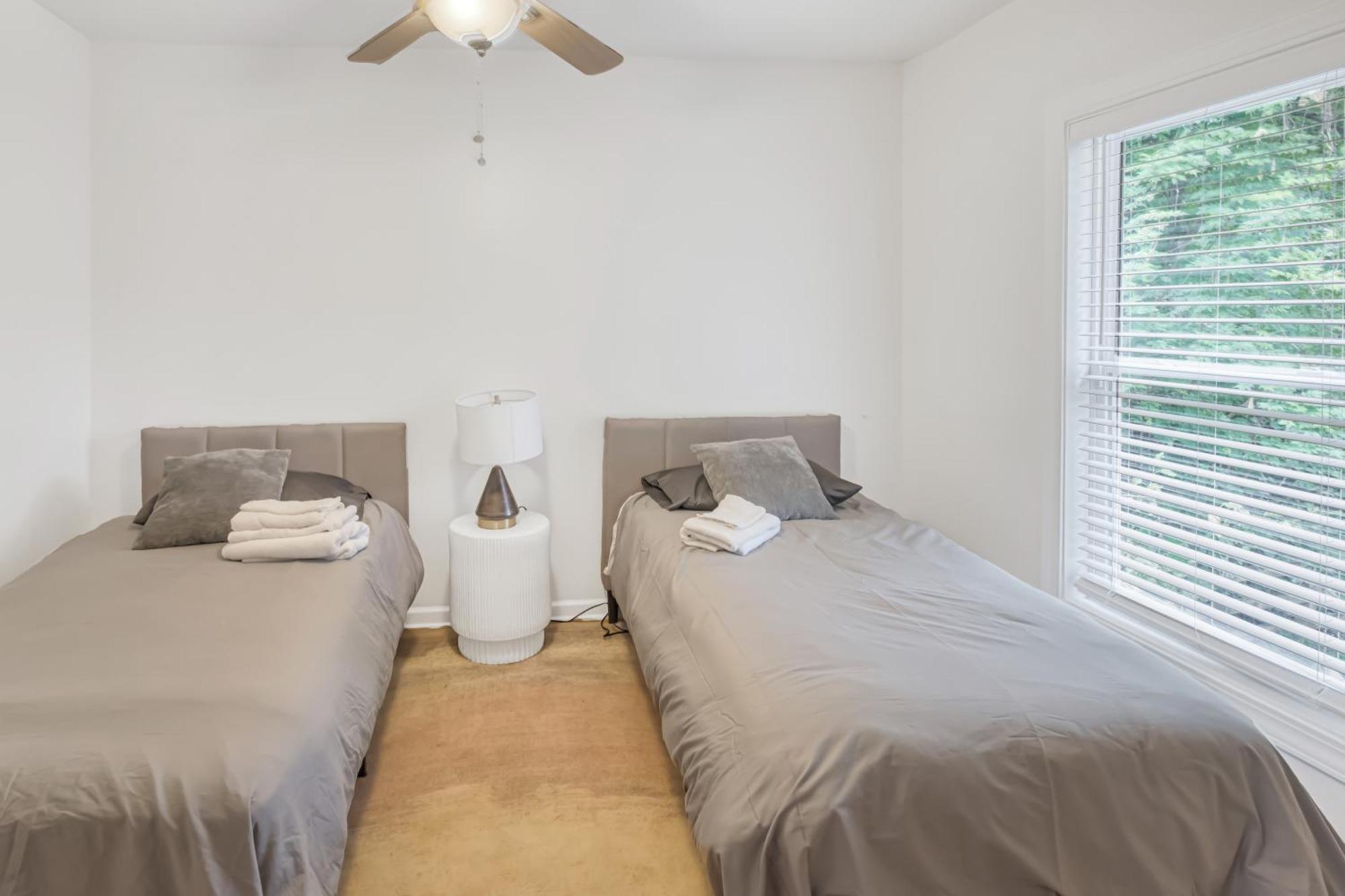 Charming 2Br Bungalow 4 Minutes To Duke University Durham Esterno foto